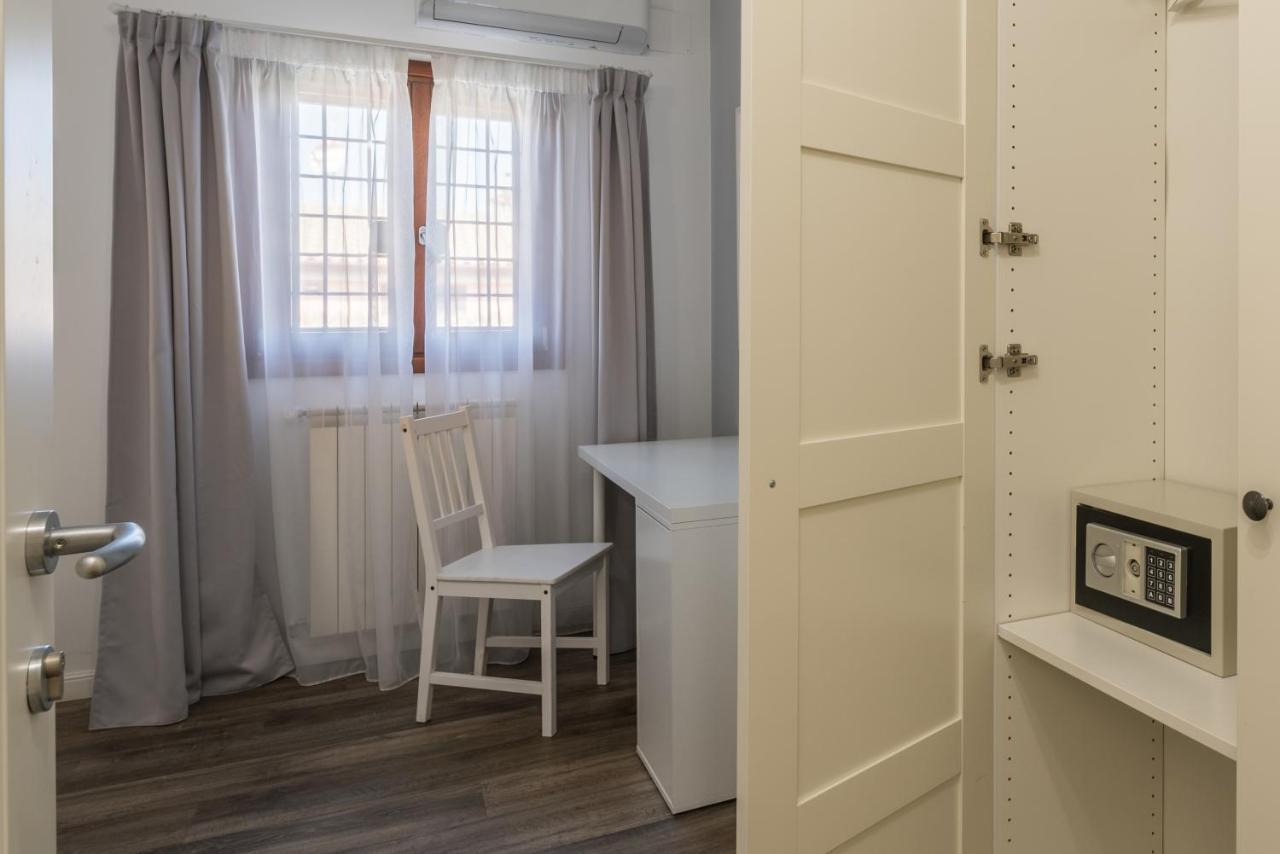 B&B L'Ulivo Fiumicino Bagian luar foto