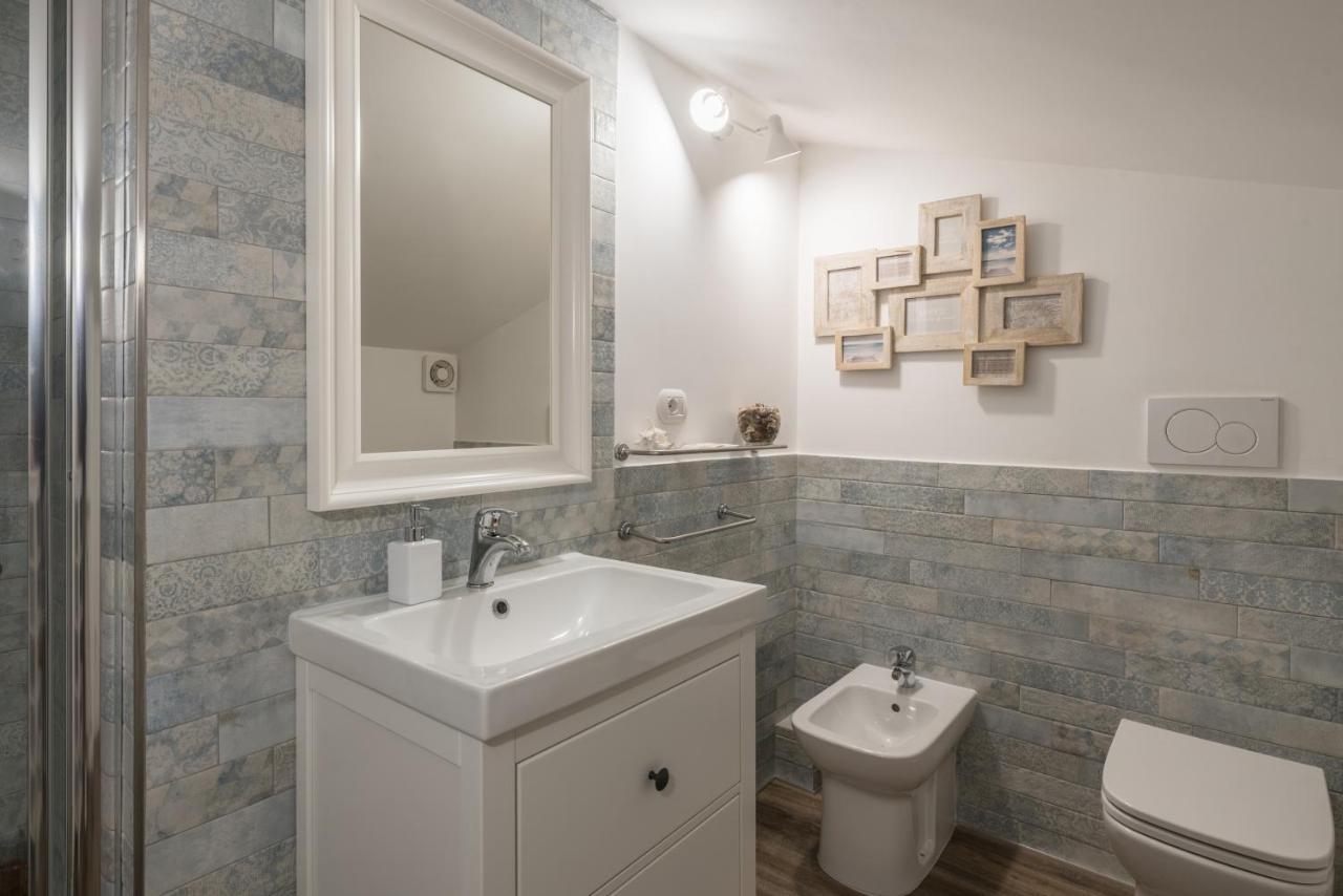 B&B L'Ulivo Fiumicino Bagian luar foto